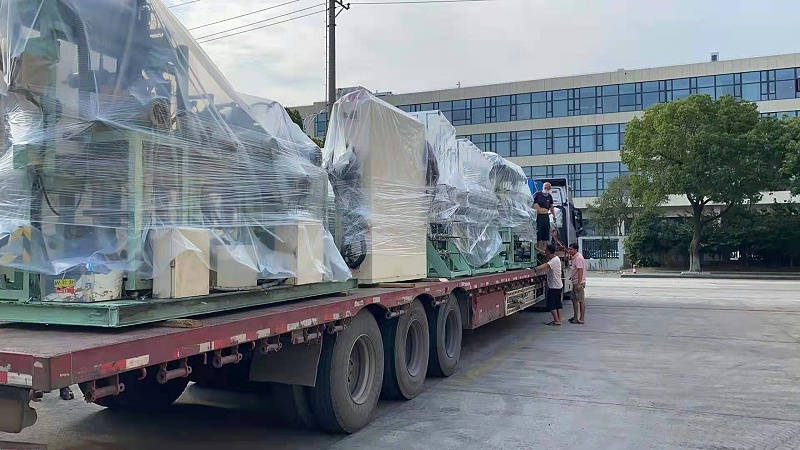 工廠搬遷